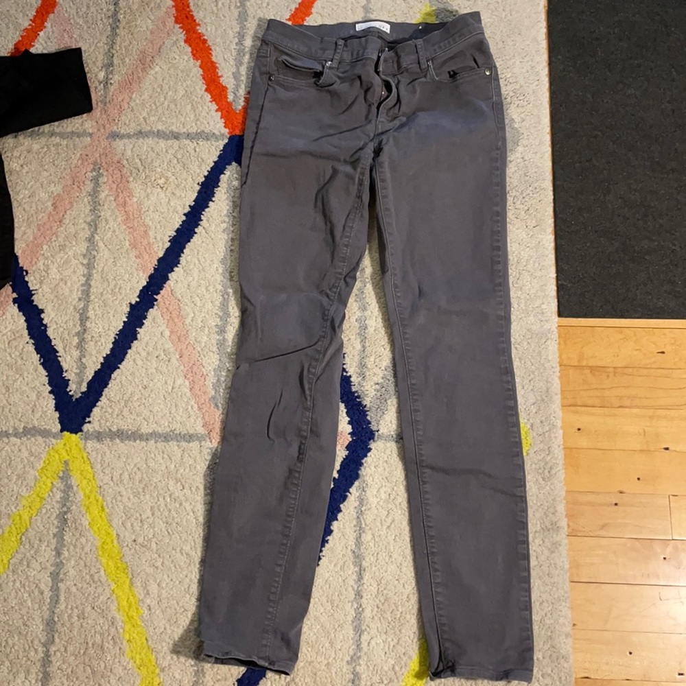 Loft, modern skinny, grey, size 26. Good condition!
